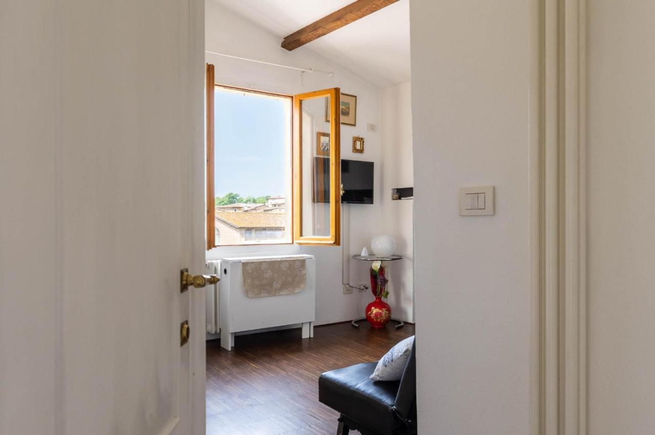 Panoramic Lovely Time Apartamento Siena Exterior foto