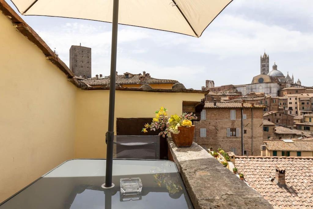 Panoramic Lovely Time Apartamento Siena Exterior foto