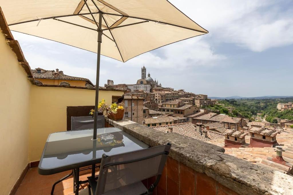 Panoramic Lovely Time Apartamento Siena Exterior foto